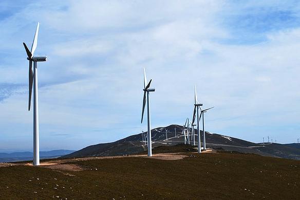 Extremadura concede la autorización previa para instalar 65 parques eólicos