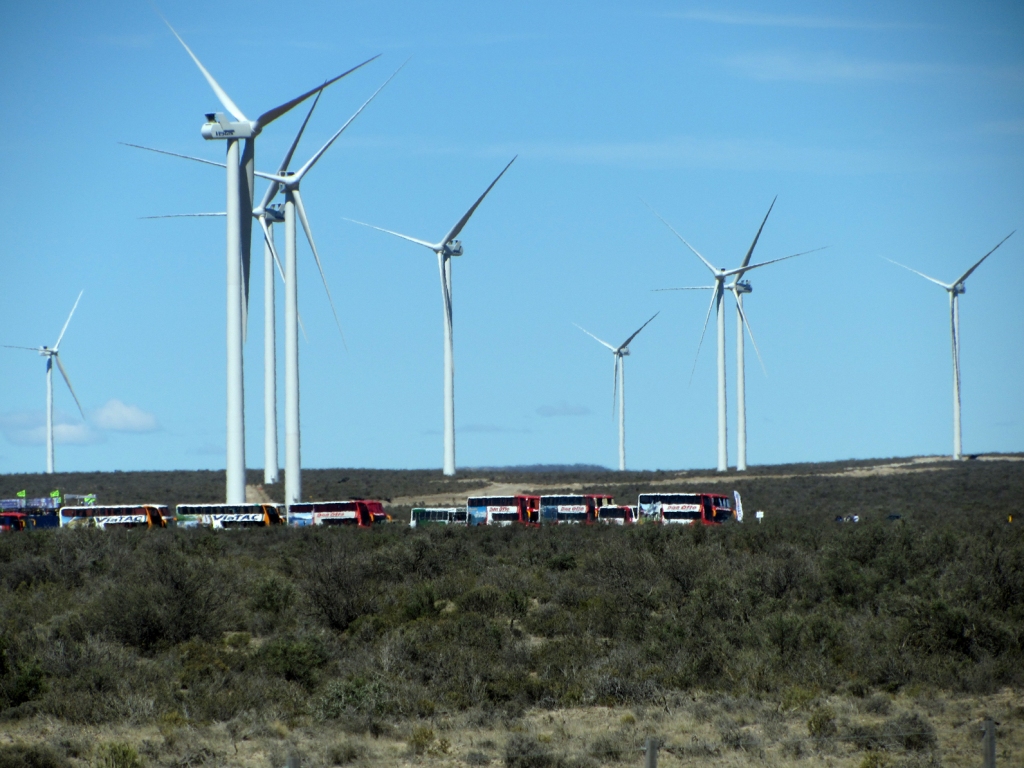 La Fundación Patagonia Natural presente en la inauguración del Parque Eólico EMGASUD