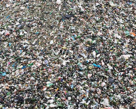 Basura enterrada contamina aguas