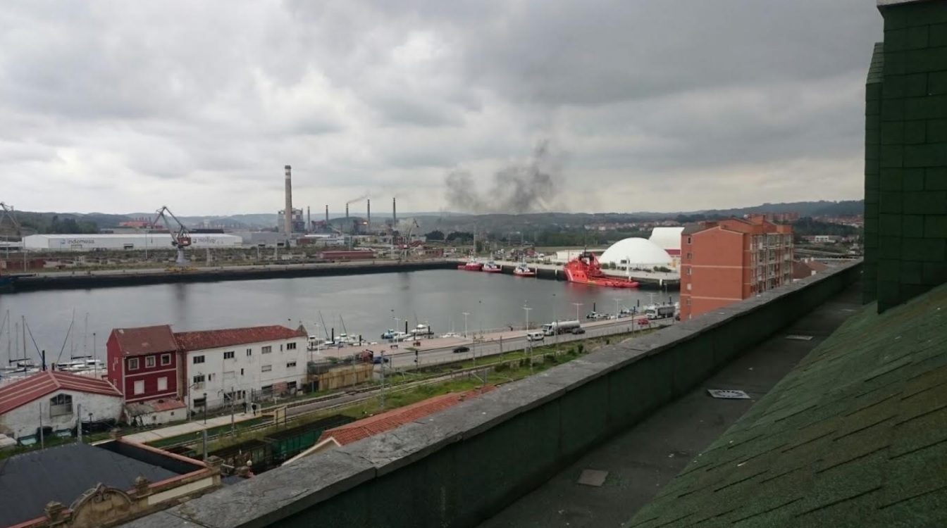 Otra noche mas se dispara el cancerigeno benceno en Avilés