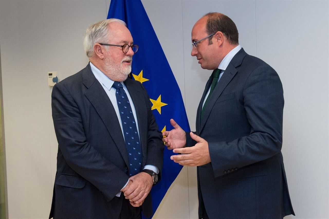 Murcia invertirá fondos europeos en un plan integral de eficiencia energética de la Administración