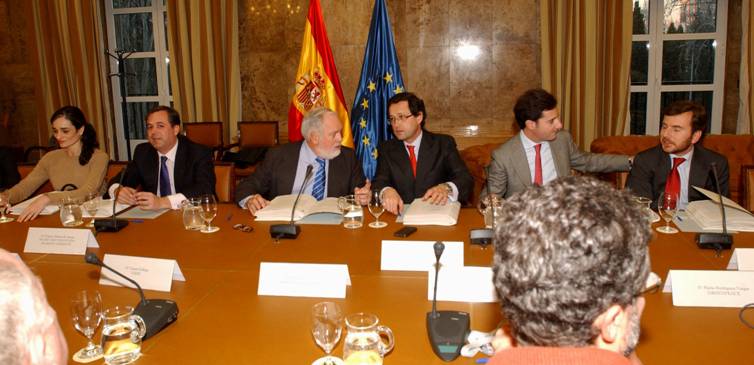 Miguel Arias Cañete preside el último Consejo Asesor de Medio Ambiente (CAMA) de 2012