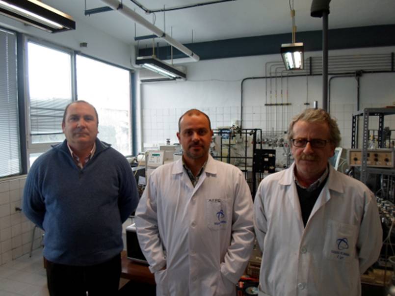 Innovador material que produce combustible ‘low cost’ y además reduce las emisiones de CO2