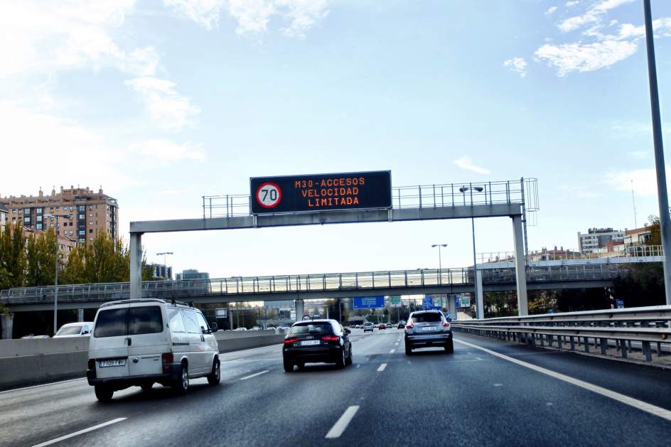 Los coches con 3 viajeros o más podrán entrar en Madrid en escenarios de contaminación