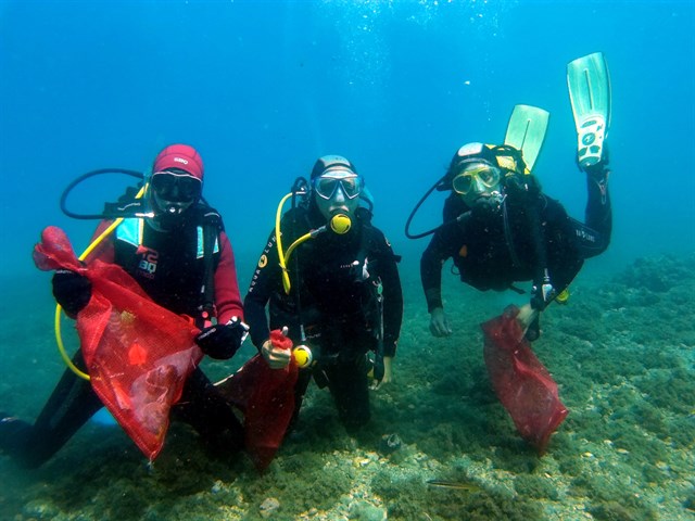 Red de Vigilantes Marinos limpiarán el fin de semana fondos marinos de Málaga y Granada
