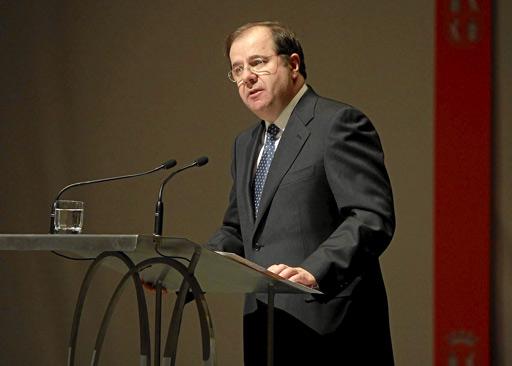 Herrera cree que las renovables no pueden obstaculizar el mantenimiento del carbón