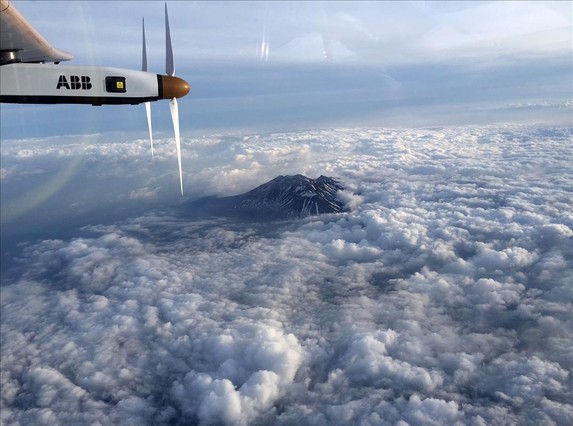 Solar Impulse 2 aterriza en Sevilla