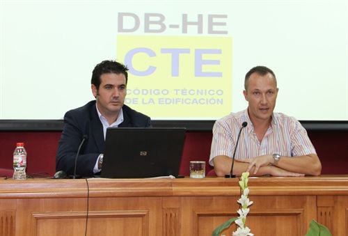 Experto dice en UCAM que "mediante una serie de elementos constructivos es posible ahorro de energía en edificios"