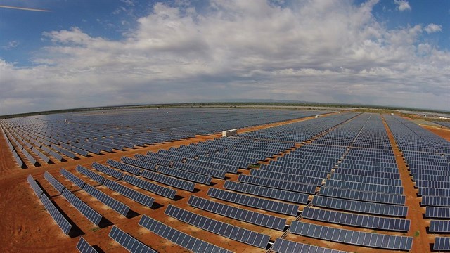 Acciona Energía entra en Egipto con la construcción de tres fotovoltaicas por 152 millones