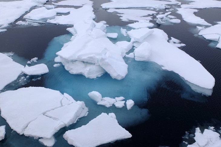 Descubren más ‘agujeros’ en el hielo Ártico