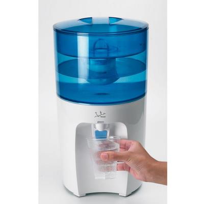 Dispensador purificado de agua. Jata
