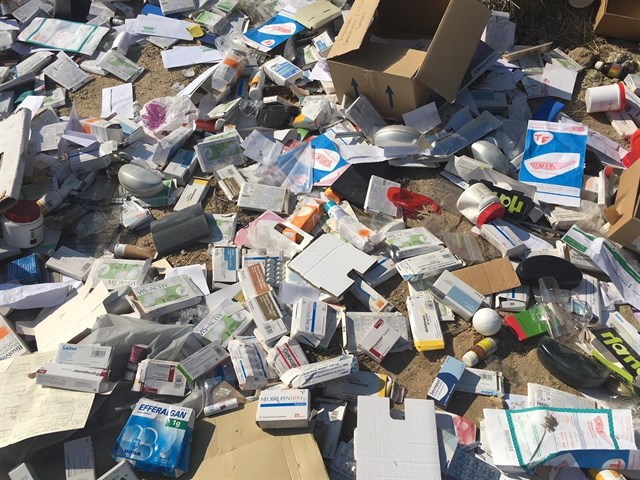 La Policía de Getafe investiga un vertido de medicamentos