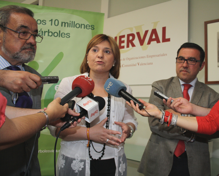 La Generalitat Valenciana y la Fundación Española de la Madera  firman un convenio para desarrollar ‘El Árbol es Vida’