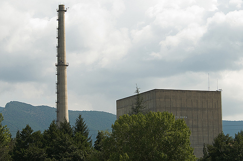 Garamendi alerta de que si se deja de utilizar la energía nuclear habrá un aumento de precios y un tsunami empresarial