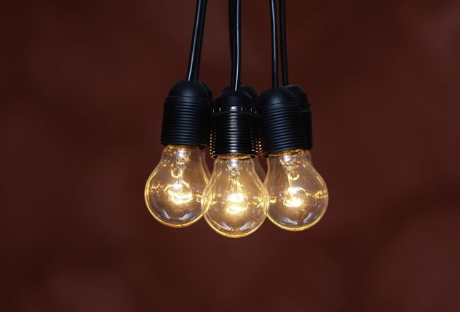 Defensor del Pueblo ‘apuesta’ por bajar el IVA para combatir la pobreza energética