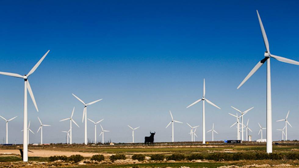 Blanco afirma que el Parlamento Europeo está "a punto" de consensuar un objetivo de 35% de renovables en 2030