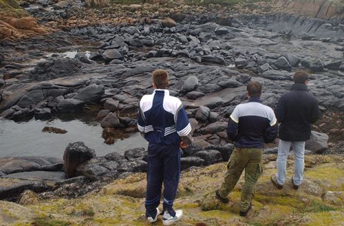 Oceanógrafo del CSIC: Alejar el Prestige duplicó el fuel que llegó a la costa