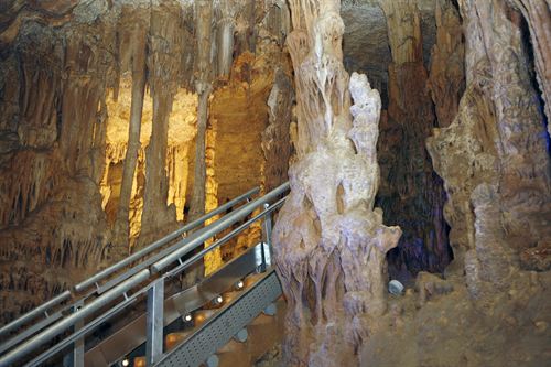 Cuevatur 2012 define las exposiciones