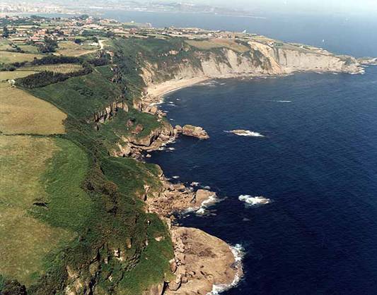 Los vecinos de Serin alegan contra el Plan de Residuos del Principado de Asturias