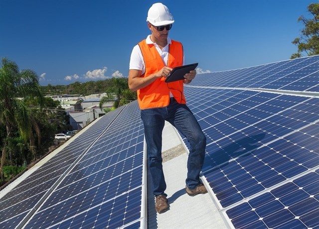 El Supremo avala el impuesto al sol que aprobó el Gobierno en 2015