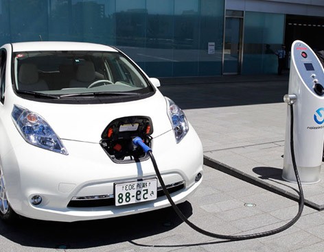 Los coches híbridos y eléctricos no serán tan demandados en cinco años