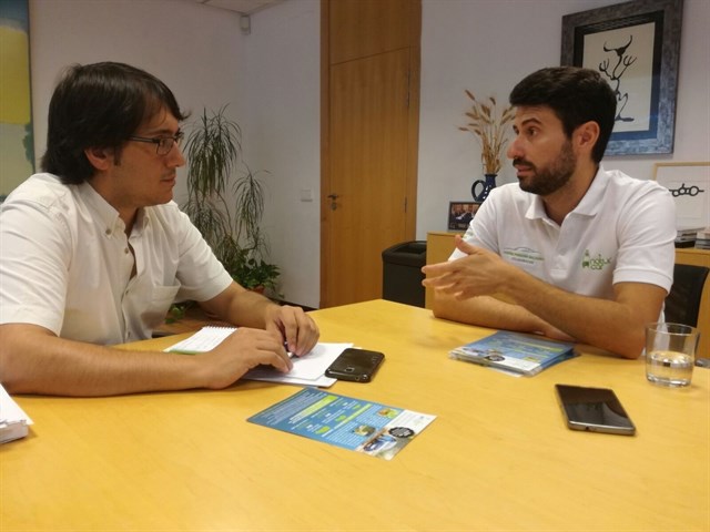 Negueruela conoce de primera mano la evolución de una startup innovadora en materia de ahorro ecológico