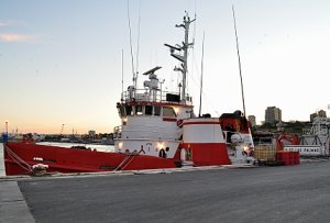 El buque oceanográfico Las Palmas lleva un mes averiado en Argentina