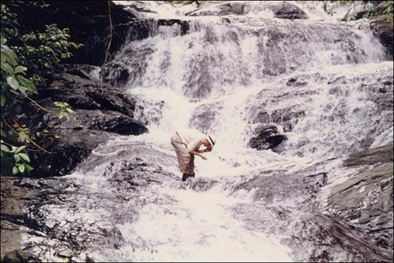 “En la selva no se ficha a las tres”