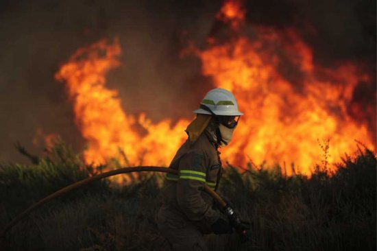Extinción de un incendio en El Vellón (Comunidad de Madrid)