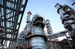 Las refinerías y plantas que liberan benceno generan cáncer