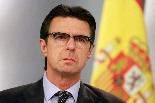 Los fotovoltaicos acusan al Ministro Soria de ‘intoxicar’