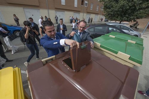 Peralta es la primera localidad navarra en implantar la recogida de materia orgánica con el quinto contenedor