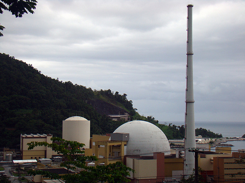 Industria no ve "objetivamente adecuado" plantear la construcción de nuevas nucleares en España