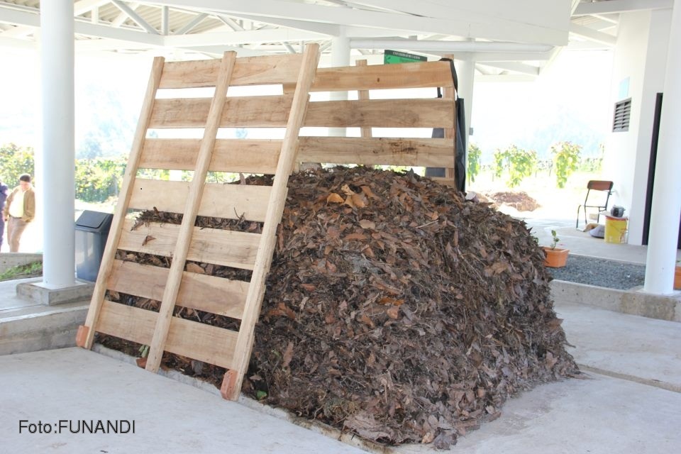 Diseñan una planta de bioprocesos para el tratamiento de residuos orgánicos