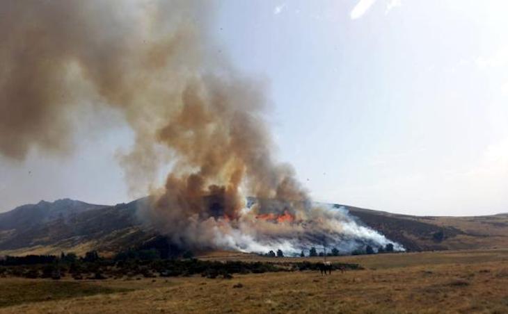 Actuaciones de emergencia tras incendio en Ávila