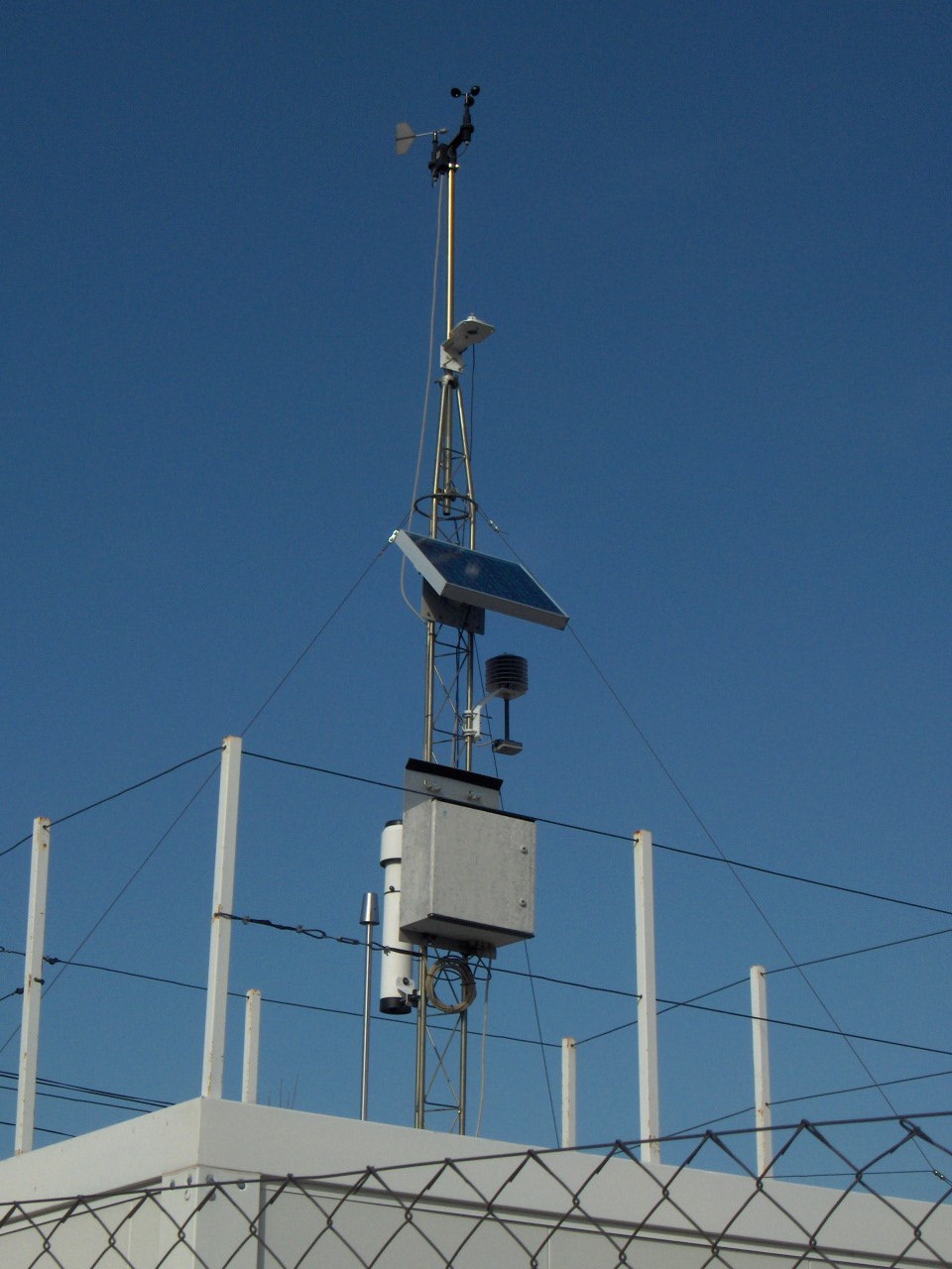 Madrid: una historia de payasos con mascarilla y luto