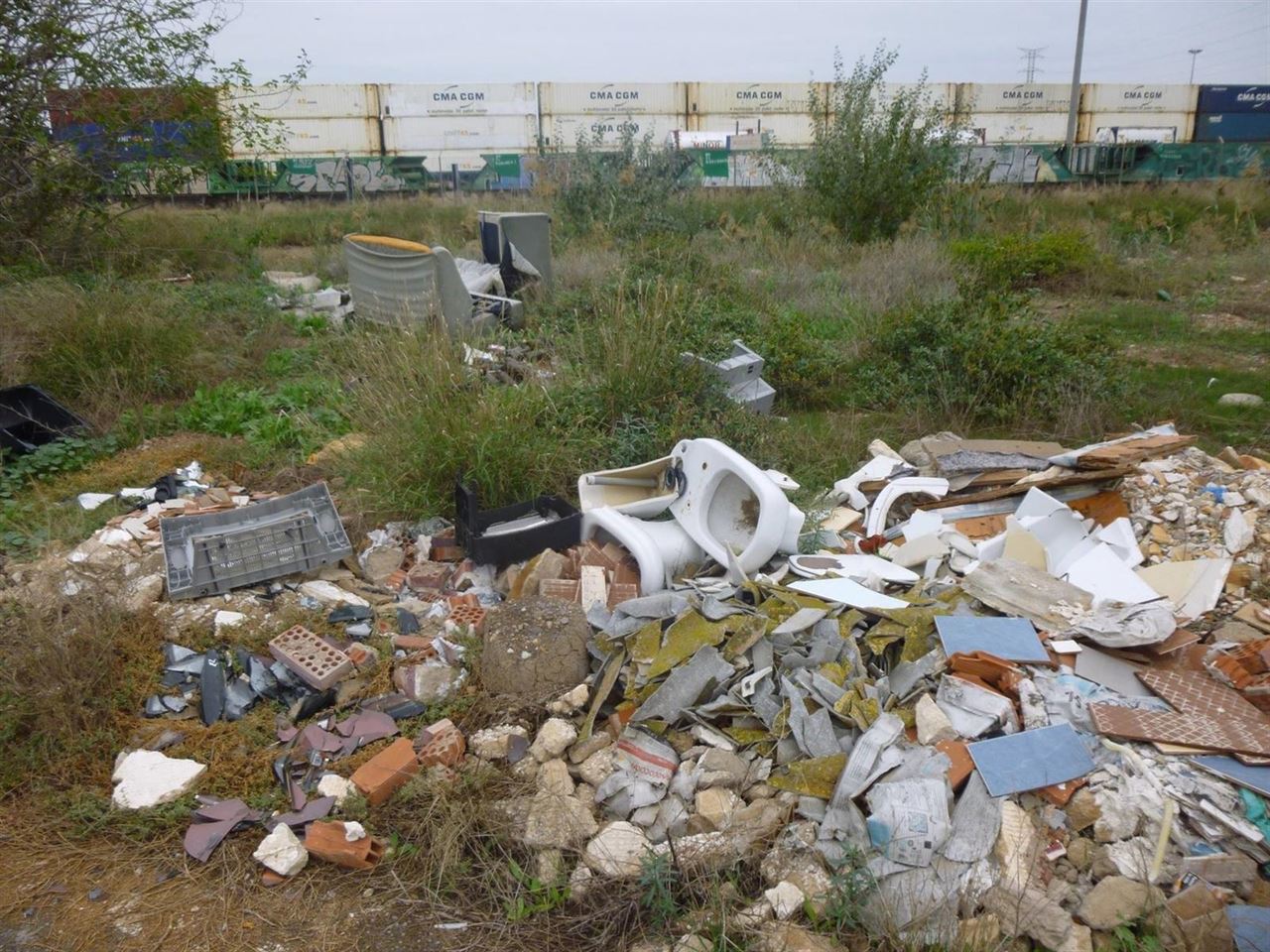 Se multiplican las escombreras ilegales en Murcia