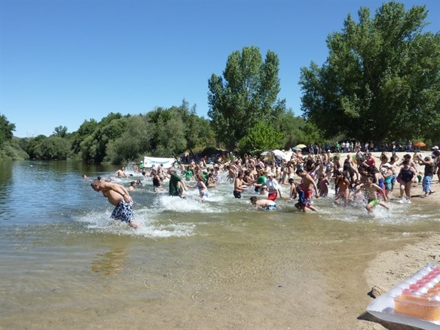 WWF convoca este domingo a la ciudadanía a "dar el salto" por unos ríos "más libres y sanos"