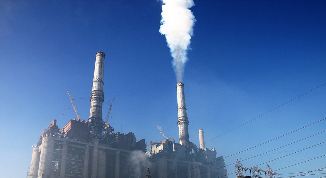 Por el cierre progresivo de todas las centrales eléctricas no renovables