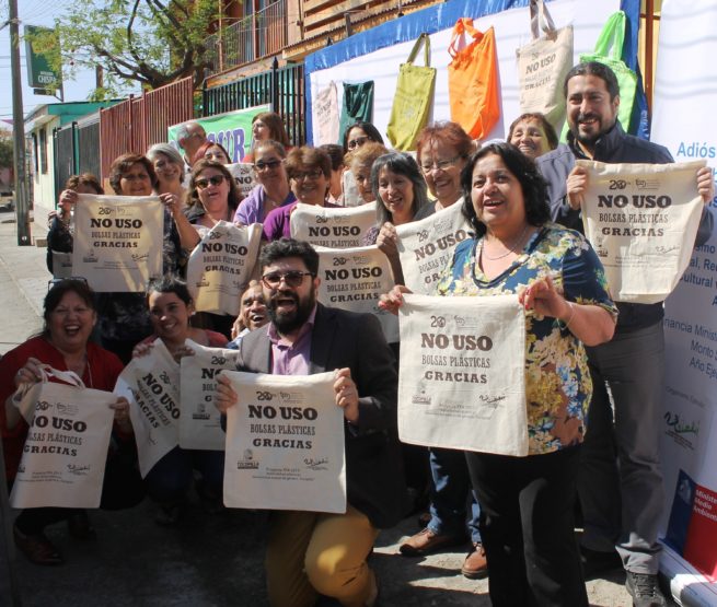 Vecinas de Tocopilla dijeron adiós a las bolsas plásticas