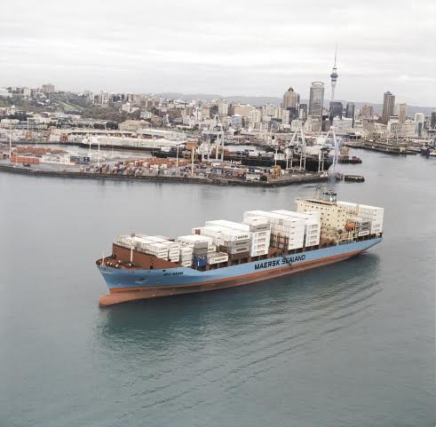 Vertido accidental de hidrocarburo a 100 kilómetros de Baleares