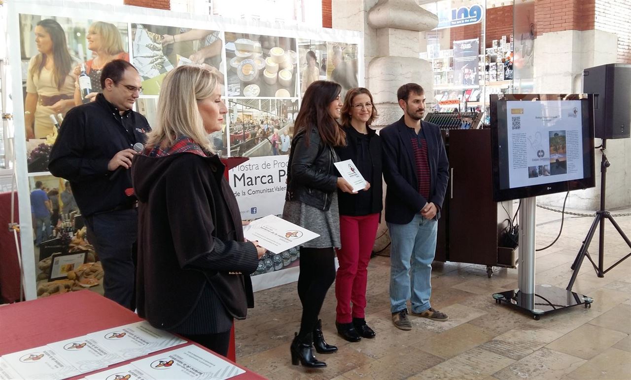 La Generalitat entrega el certificado de la Marca Parcs Naturals a 20 empresas valencianas