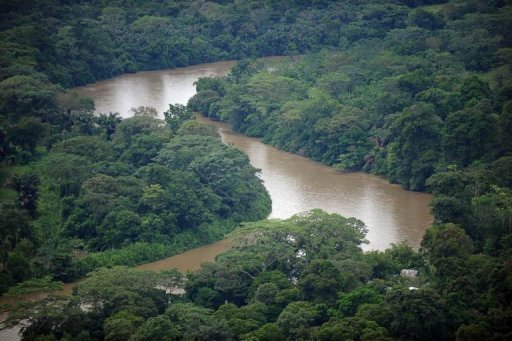 Costa Rica: vía fronteriza con Nicaragua caos total