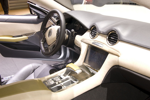 Más de 2.300 andaluces circulan con vehículos híbridos incentivados con 6