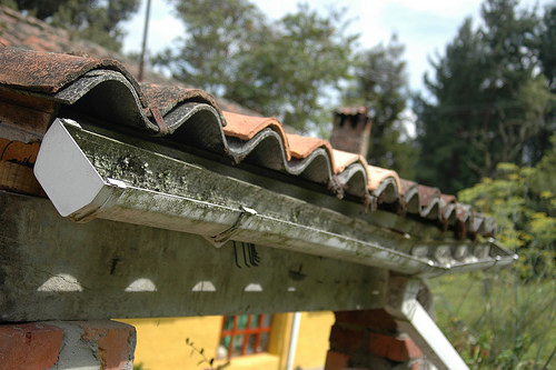 Lluvia para iluminar viviendas humildes
