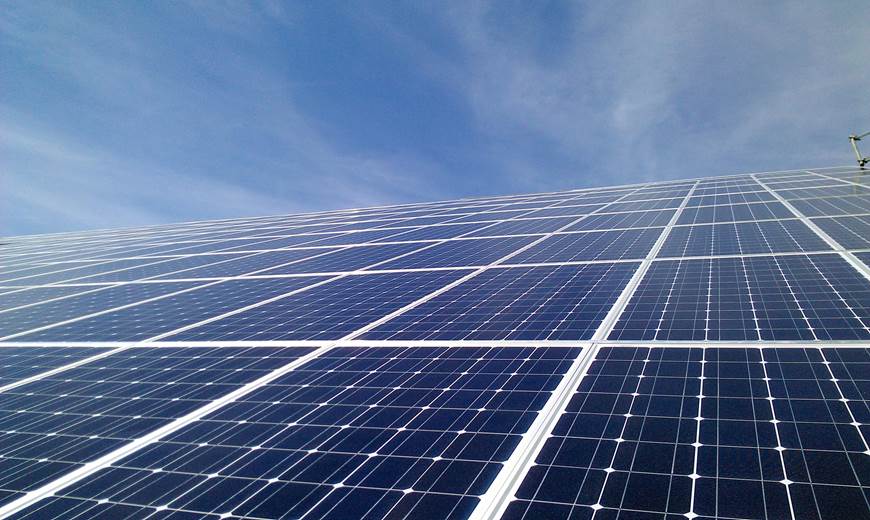 La industria fotovoltaica castellano manchega gravemente perjudicada por el Estado