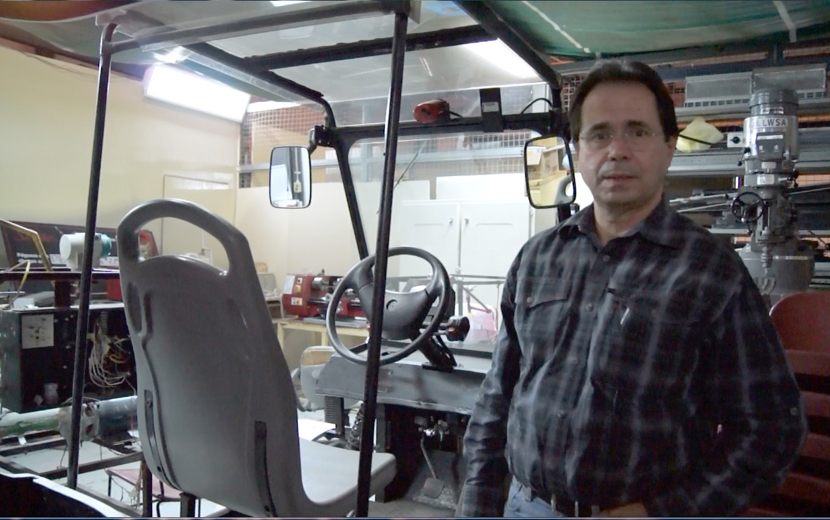 México. Nuevo transporte de coche eléctrico para grandes ciudades