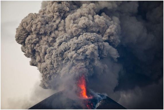 10 volcanes salvajes y actuales en imágenes