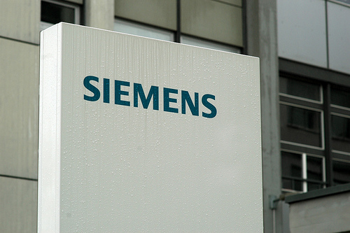 Siemens estudia trasladar su centro de renovables de Madrid a Cornellà