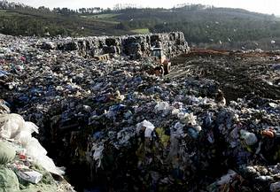 Galicia. Sogama licita la ampliación del vertedero de Areosa por cuatro años